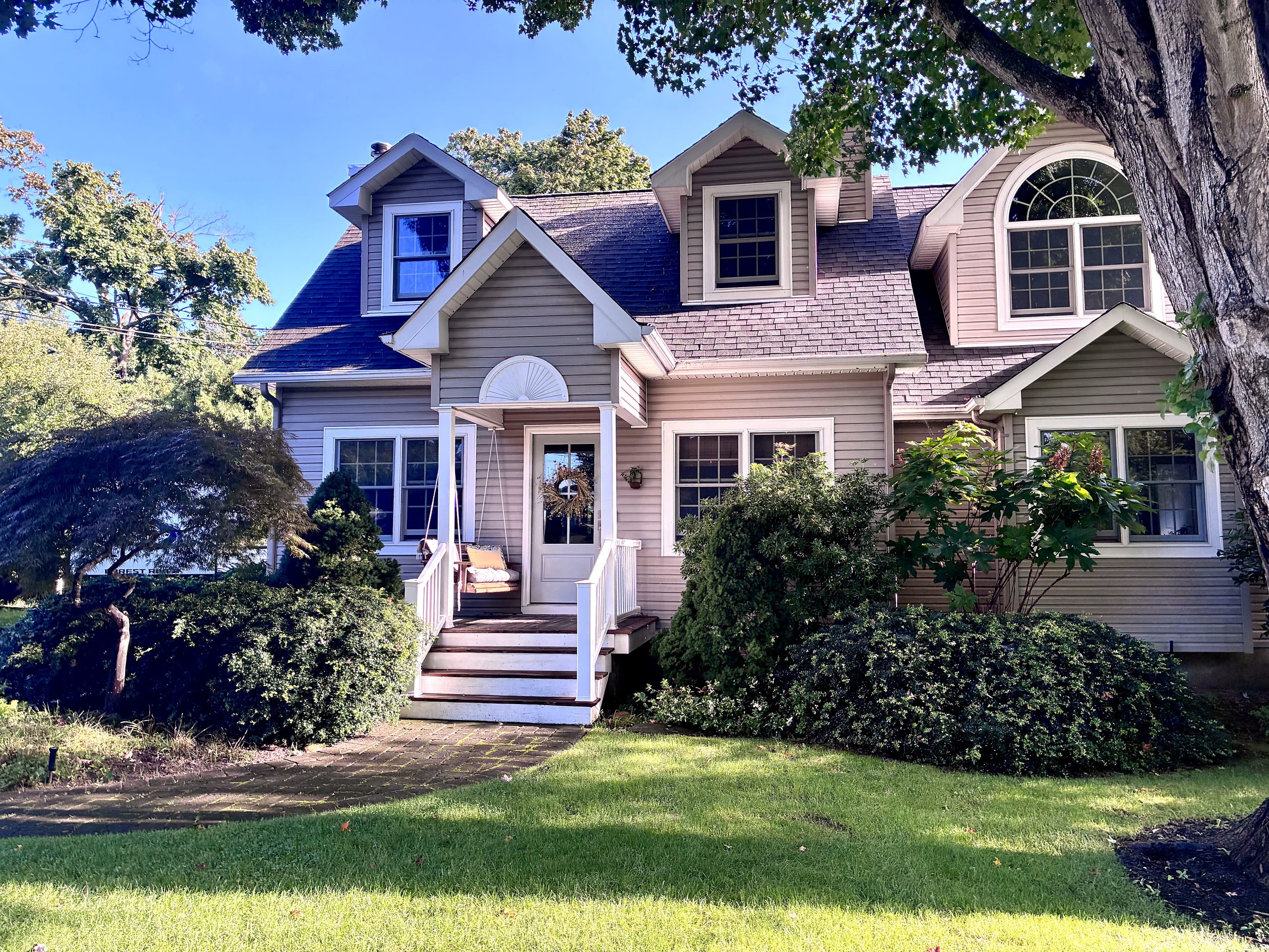 Center Moriches Home for Sale